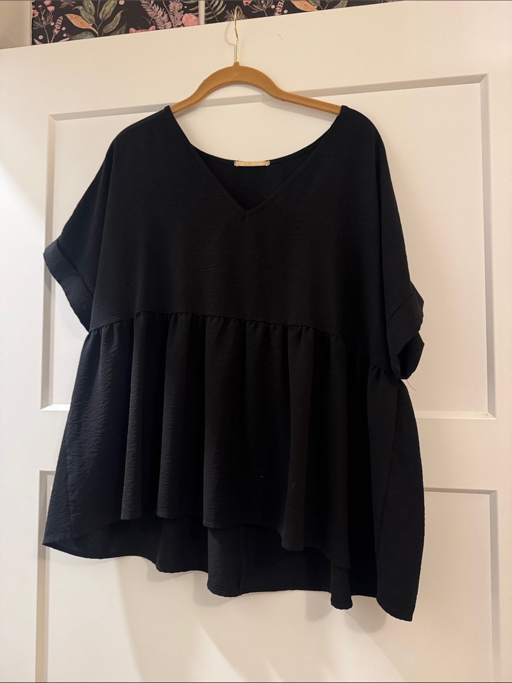 entro Black V-Neck Peplum Tunic
